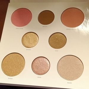 Brand new in box Pur x Nabela Embrace Your Face Eye & Cheek Palette